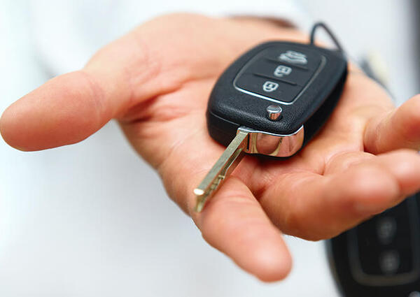 car-key-in-hand.jpg